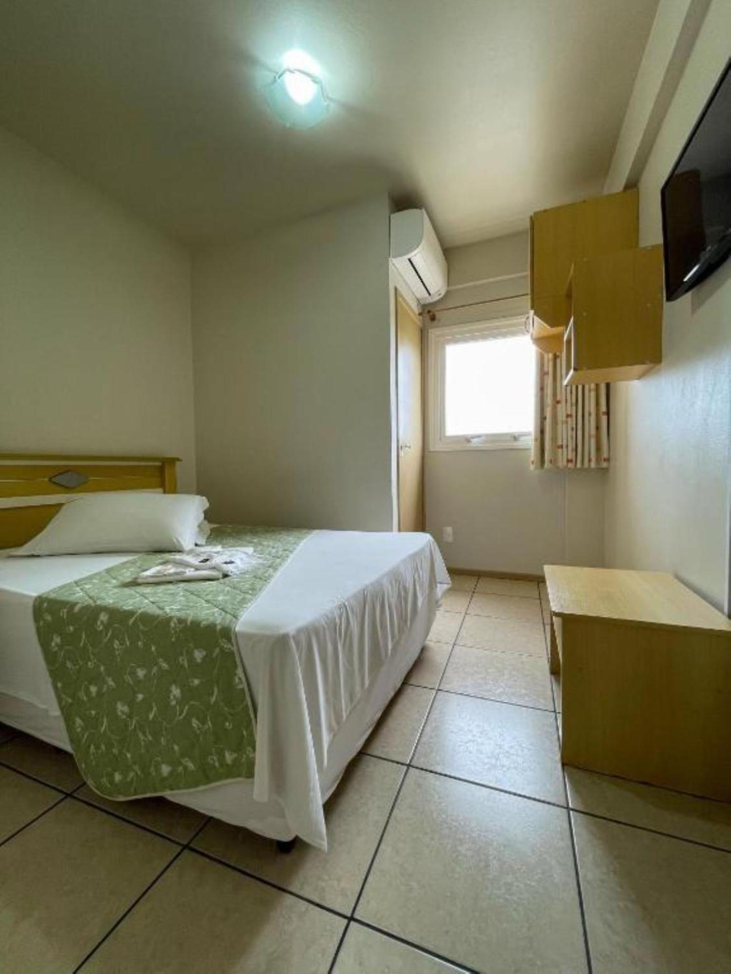 Andardac Hotel Guaramirim Oda fotoğraf