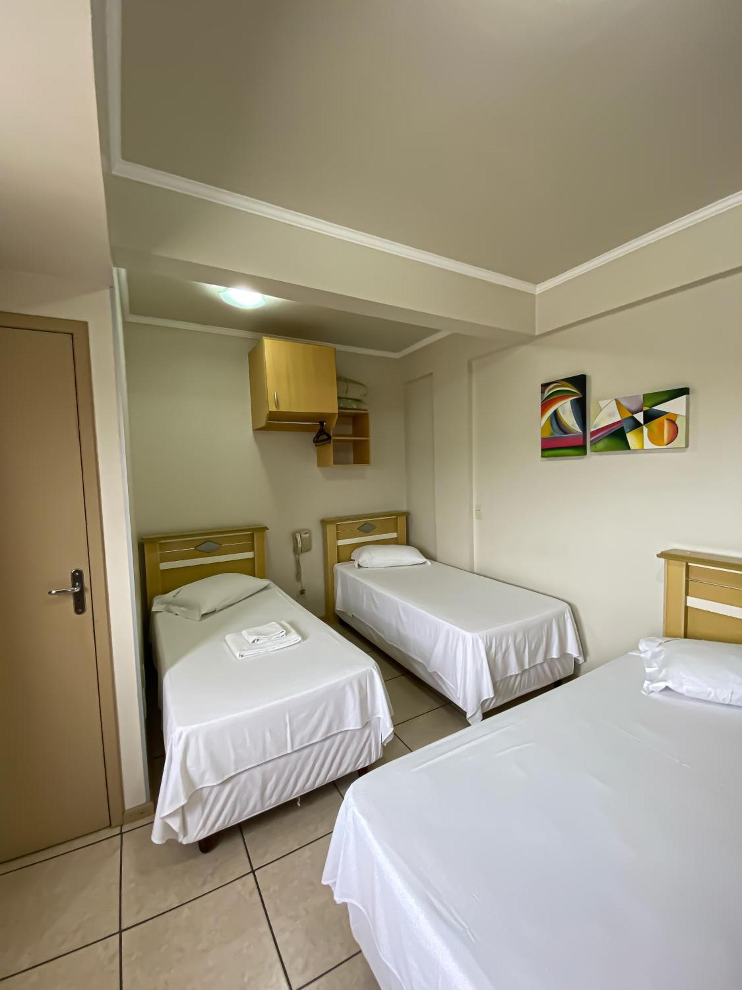 Andardac Hotel Guaramirim Oda fotoğraf